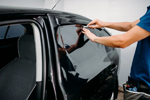 SUV & Truck Tinting 2 OZ Shade Window Tinting - SUV & Truck Tinting Mount Sheridan Australia 2